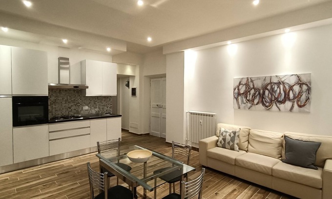 Tuscolano Apartment | Casa Mia Metro A