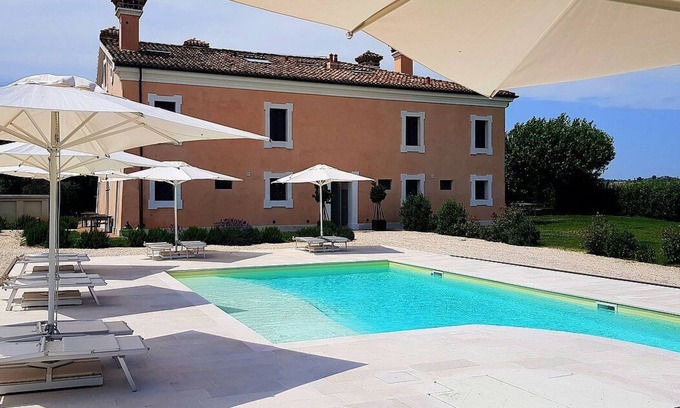 Monsano House | Casa Mortella E: A graceful two-story apartment that is part of an ancient manor house, with Free WI-FI.