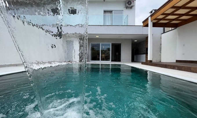Morada da Praia House | Casa Perto da Sede