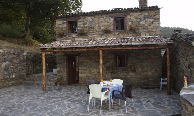 Lousa Bed & Breakfast | Casa Princesa Peralta