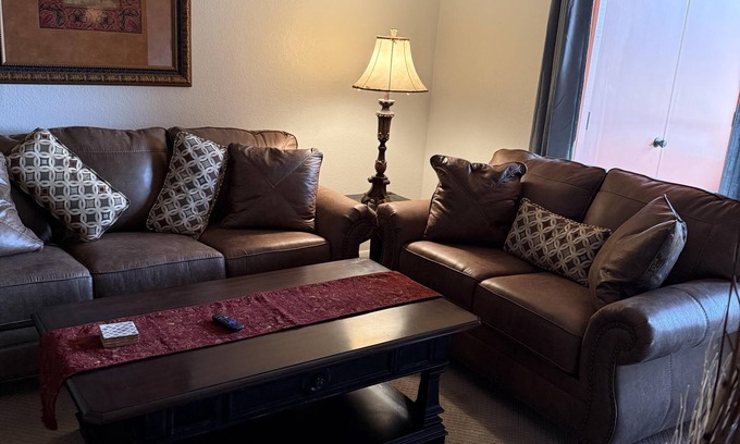 Paradise Valley Village Condo | CASA RANCHERO/Cowboy up looking over the Golf Course.
