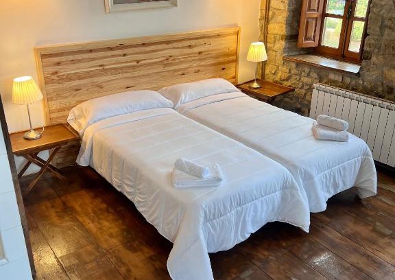 Armano Hotel | Casa Rural Basiver - Habitación Pico San Carlos