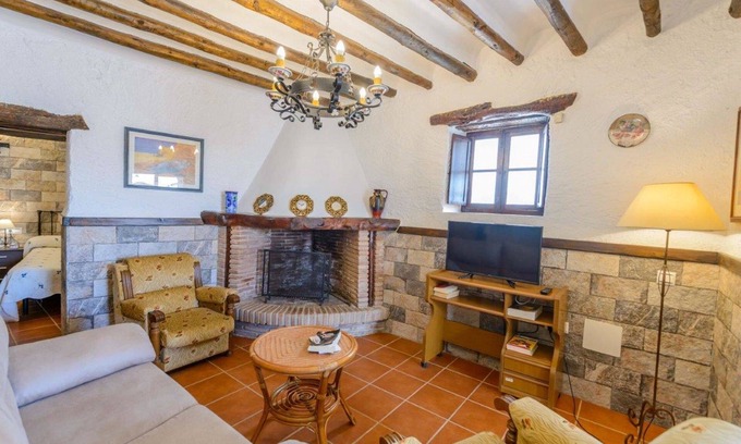 Alcaucin Hotel | Casa Rural El Pilarillo