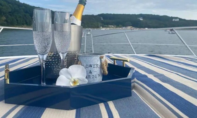 Greenport Boat Rental | Casa Sul Mare-Home on the sea