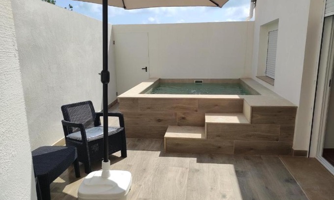 Sant Jaume d'Enveja House | CASA TEO