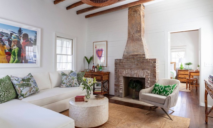 Cannonborough Elliotborough House | Casa Zoë | Cottage Row – Side-by-Side Historic Charm for Groups
