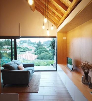 Paredes de Coura House | Casas das Japoneiras