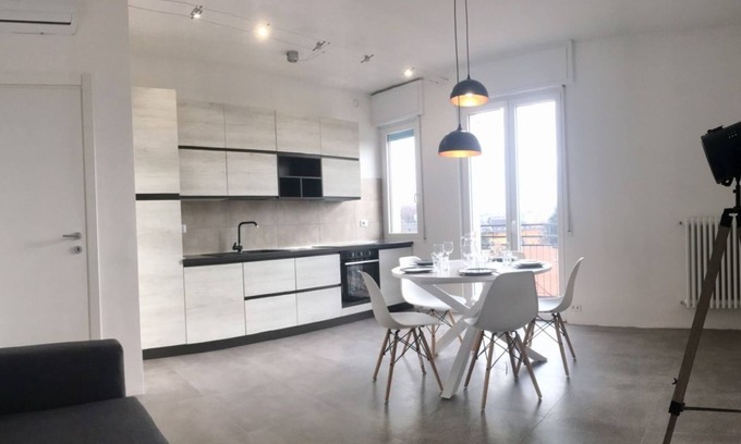 Cernusco sul Naviglio Apartment | CaseOspitali - CASA LUMIÈRE - two-room panoramic apartment