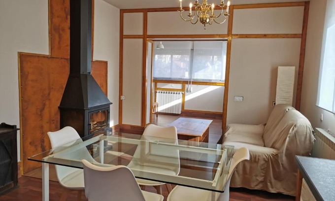 Cercedilla House | Casita independiente con jardín y chimenea.