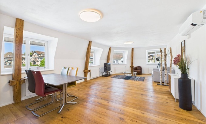 Rapperswil Apartment | Castle apartment in the center of Rapperswil - Schnydershome