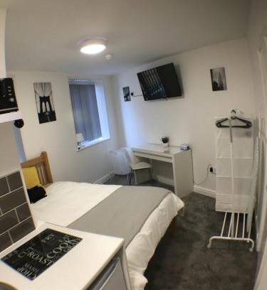 Dudley Apartment | Castle Terrace (B3 R4)