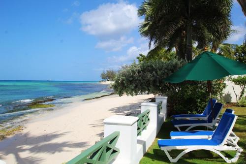 Worthing Apartment | Casual Beachfront Studio with Pool apts by Bluescape