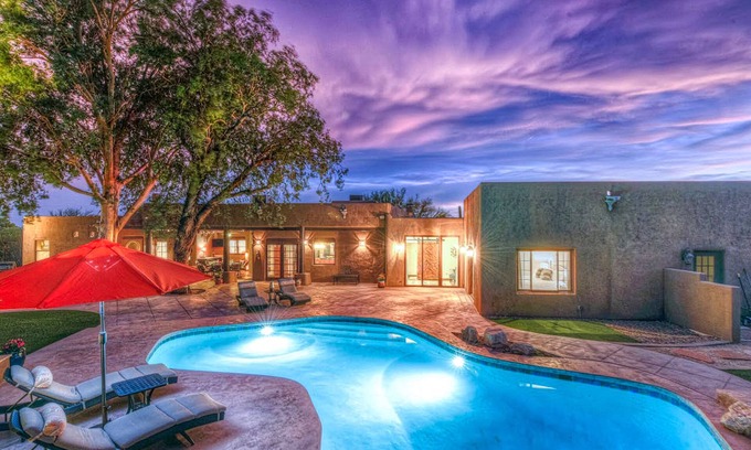 Casas Adobes House | Catalina Foothills oasis on 2.1 acres with private pool & putting green