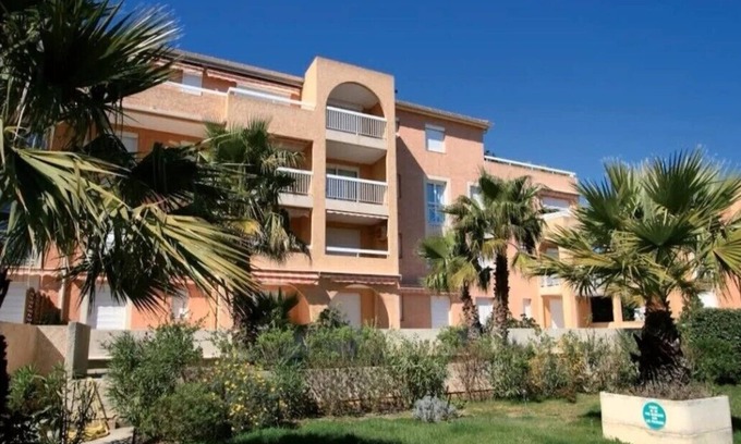 Cavalaire-sur-Mer Apartment | Cavalaire s/Mer RENTAL T2 32m² (luxury residence) with swimming pool