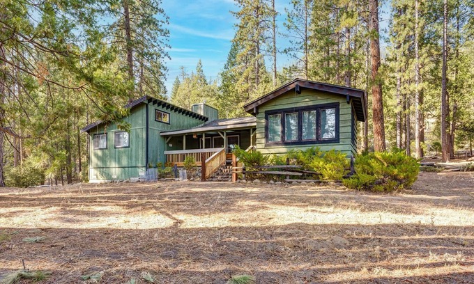 North Wawona Cabin | Cedar Nest