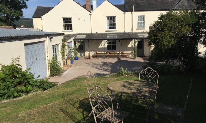 Whitchurch House | Cedars House - Wing of Georgian house, 6 bedrooms near Symonds Yat & River Wye.