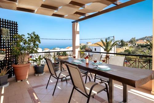 Kokkinon Khorion Apartment | Celestia House