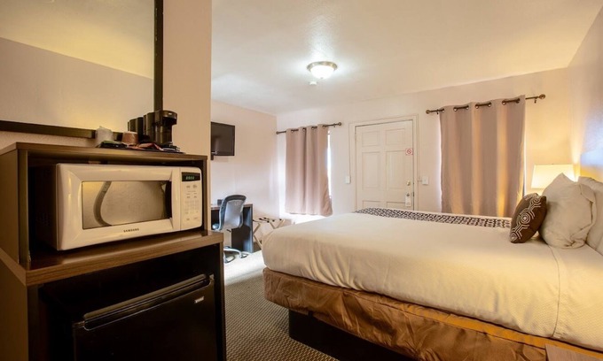 Williams Hotel | Celilo Inn