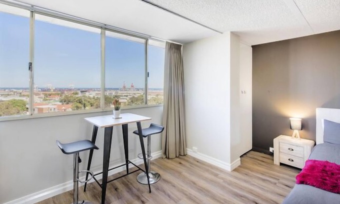 Fremantle Apartment | Celina's Ocean View Studio