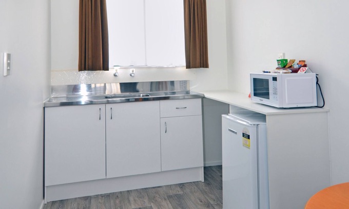 Foxton Hotel | Celtic Motel