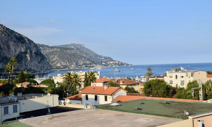 Beaulieu-sur-Mer Apartment | Center Beaulieu sea view 2 rooms quiet and sunny with swimming pool