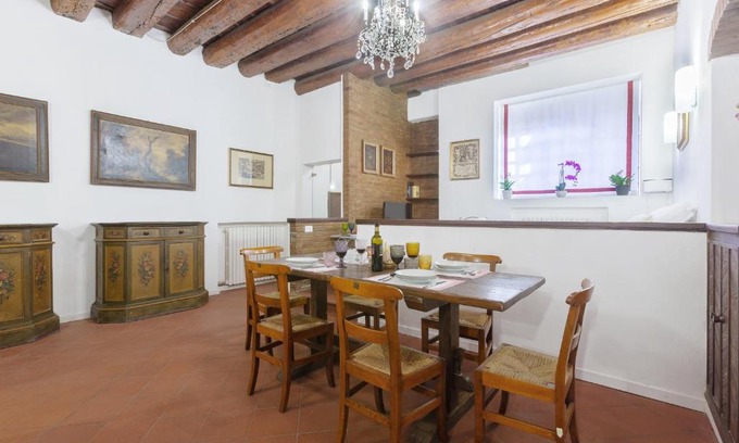 Ferrara Apartment | Center ZTL Lovely Apartment
