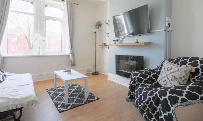 Grangetown Apartment | Central 1Bed Flat next to City Centre/Cardiff Bay