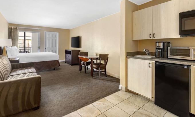 Canyon Corridor Resort | Central Oasis: Modern 1BR, Pool Access, Aerial Tramway and Living Desert Nearby
