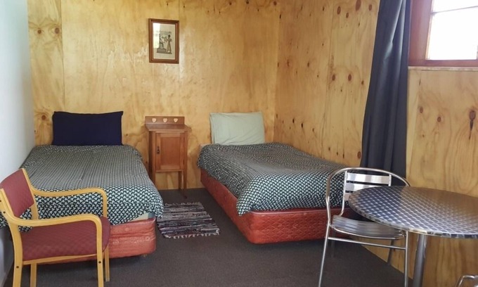 Ettrick Cabin | Central Otago Lodge perfect for Groups, families,