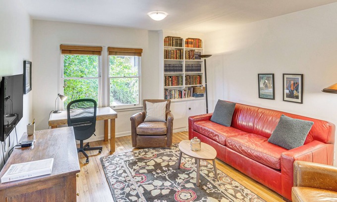 South Pasadena Apartment | Central South Pasadena Apt, 3 Mi to Rose Bowl