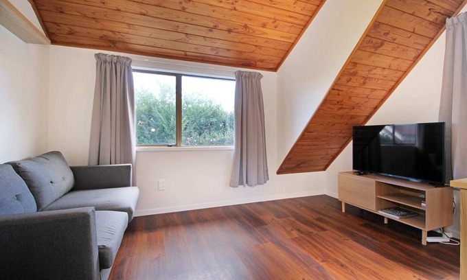 Royal Oak House | Central Studio Summar