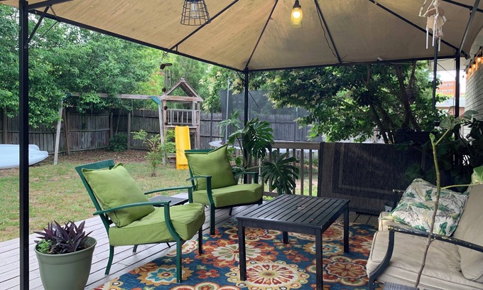 Augusta House | Centrally located family home