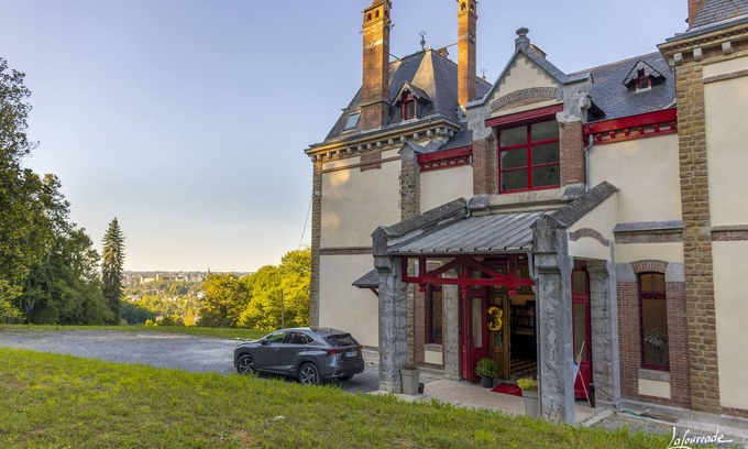 Gelos Other | Château de La Tisnère on the outskirts of Pau