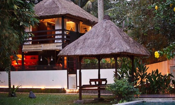 Lodtunduh House | Chai T House by the rice fields