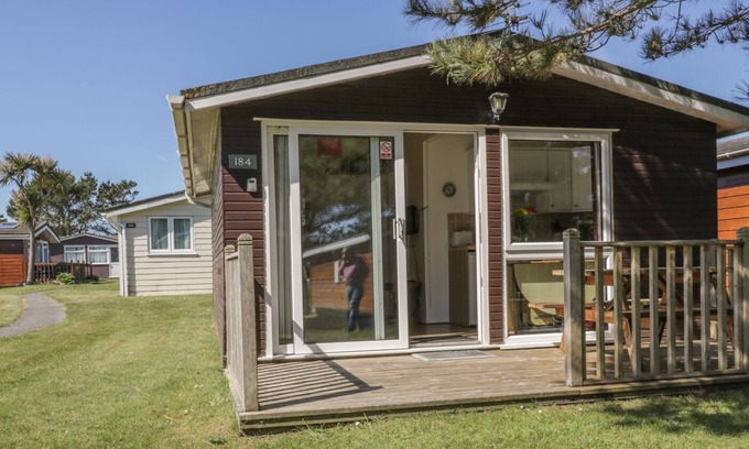 Padstow Ski Chalet | CHALET 184, family friendly in St Merryn