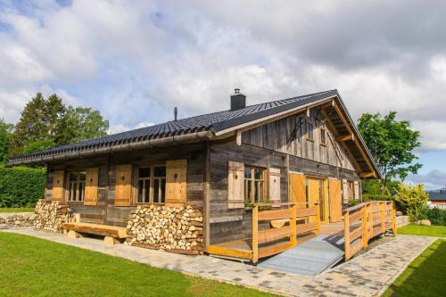 Waldmuenchen Ski Chalet | Chalet am Ölberg mit Badefass und Altholzsauna
