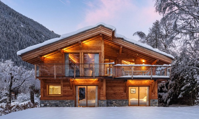 Les Praz-de-Chamonix Ski Chalet | Chalet Blaitière Contemporary Luxury