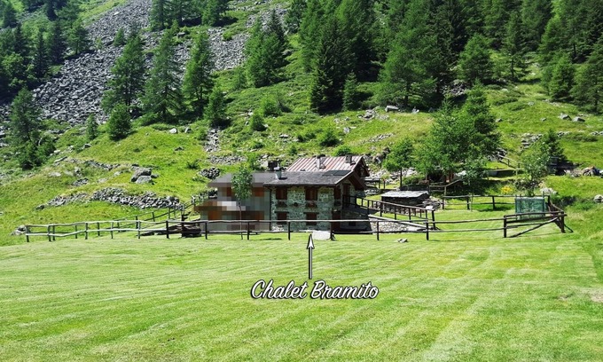 Vezza d'Oglio Ski Chalet | Chalet Bramito in the heart of the Stelvio National Park