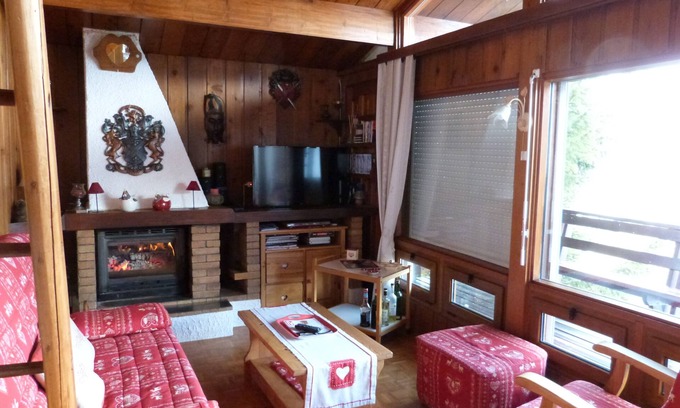 Enchastrayes Ski Chalet | Chalet Cèdre Rouge