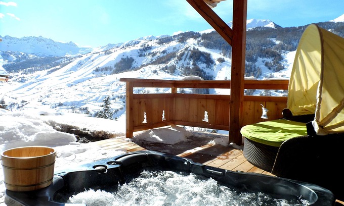 Vars Ski Chalet | Chalet de prestige 18 people swimming pool jacuzzi sauna