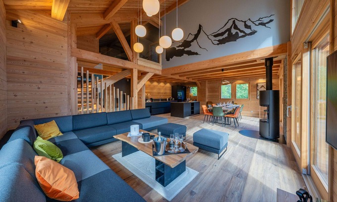 La Salle-les-Alpes Ski Chalet | Chalet Dibona
