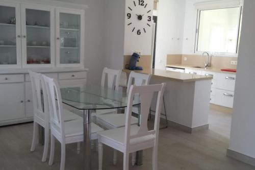 Cabo Roche House | Chalet en Roche - Amplio jardín