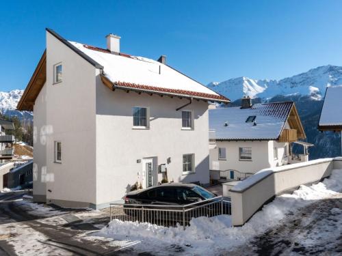 Fiss Apartment | Chalet in Fiss near Ski Lifts