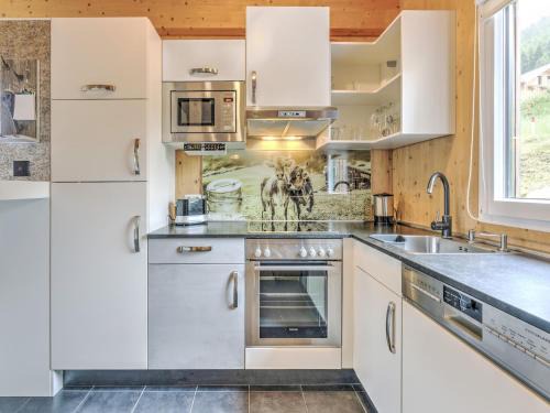 Hohentauern Ski Chalet | Chalet in Hohentauern by Ski Lift