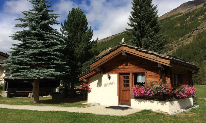 Saas Grund Ski Chalet | Chalet in Saas Valley with Mountain Views