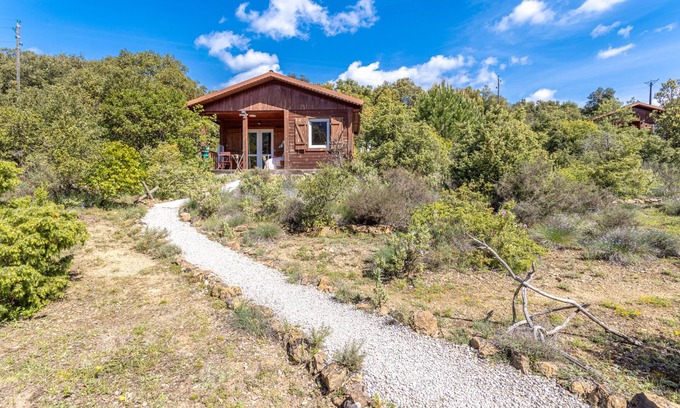 Rouffiac-des-Corbieres Ski Chalet | Chalet 'Japon' with Mountain View, Shared Pool and Private Terrace