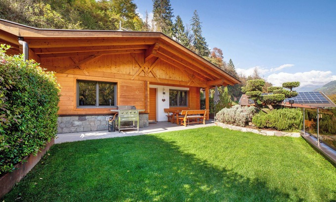 Rifiano House | Chalet 'Jasmin' with Mountain View, Shared Pool and Wi-Fi