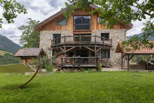 Aigueblanche Ski Chalet | Chalet La Sentinelle