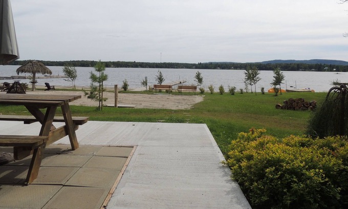 Larouche Ski Chalet | Chalet Le Louzana with two bedrooms