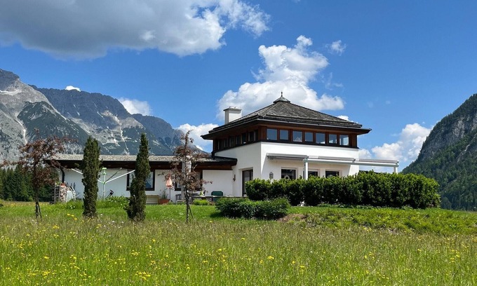 Gasse House | Chalet Leutasch with Ski Trail & Mountain Views